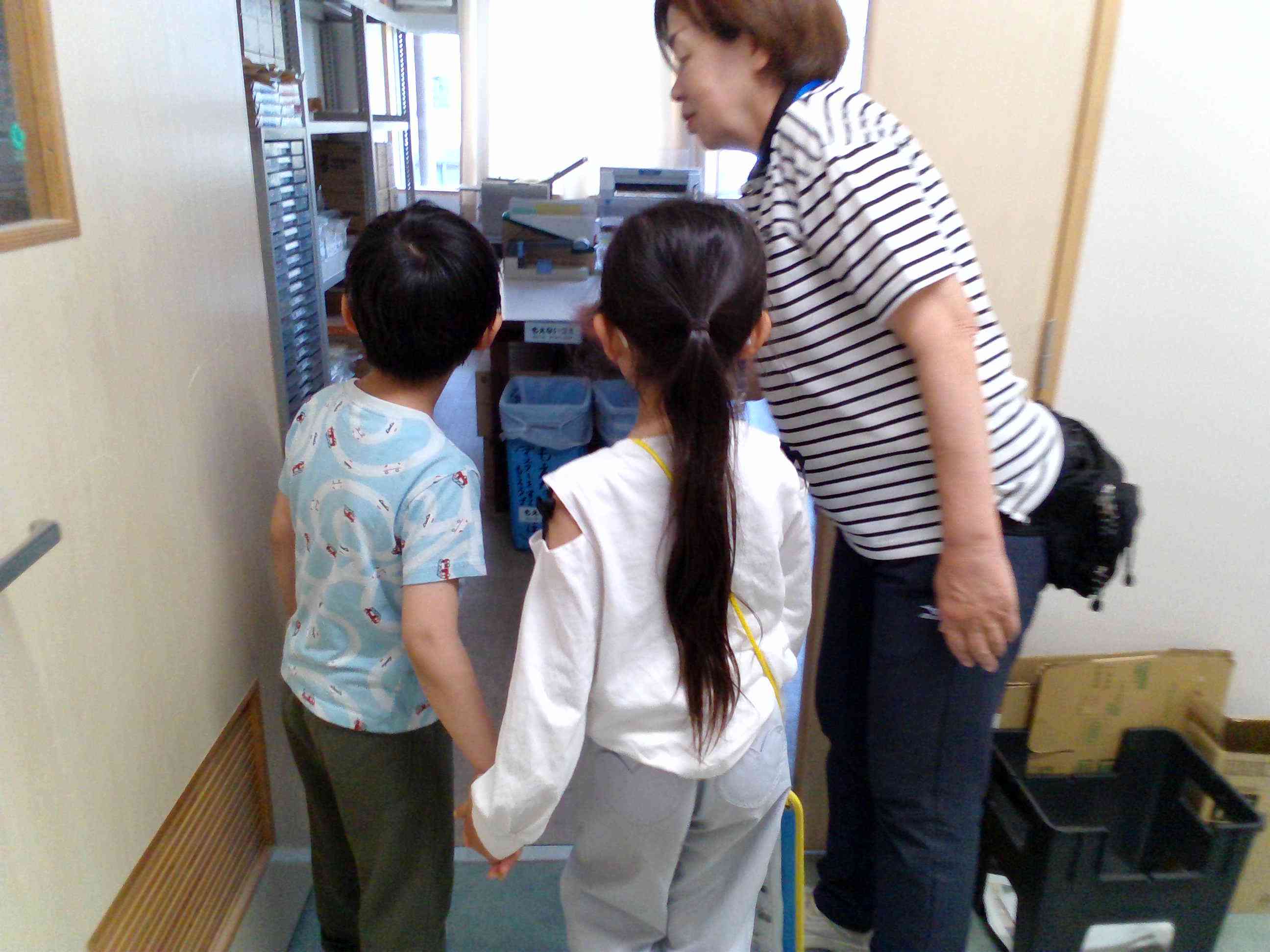 ３組　学校探検
